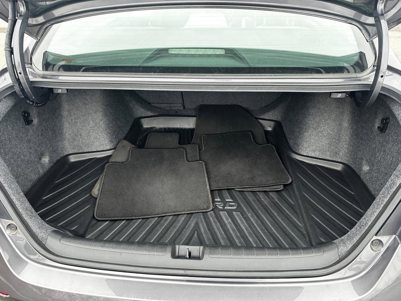 Used 2019 Honda Accord EX image 20