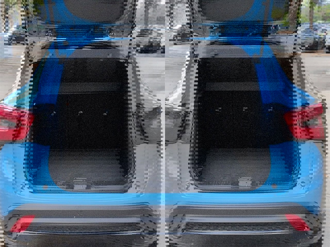 Used 2025 Chevrolet Trax RS w/ Driver Confidence Package image 23