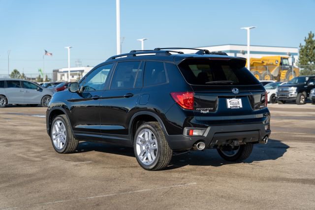 Used 2025 Honda Passport EX-L image 6