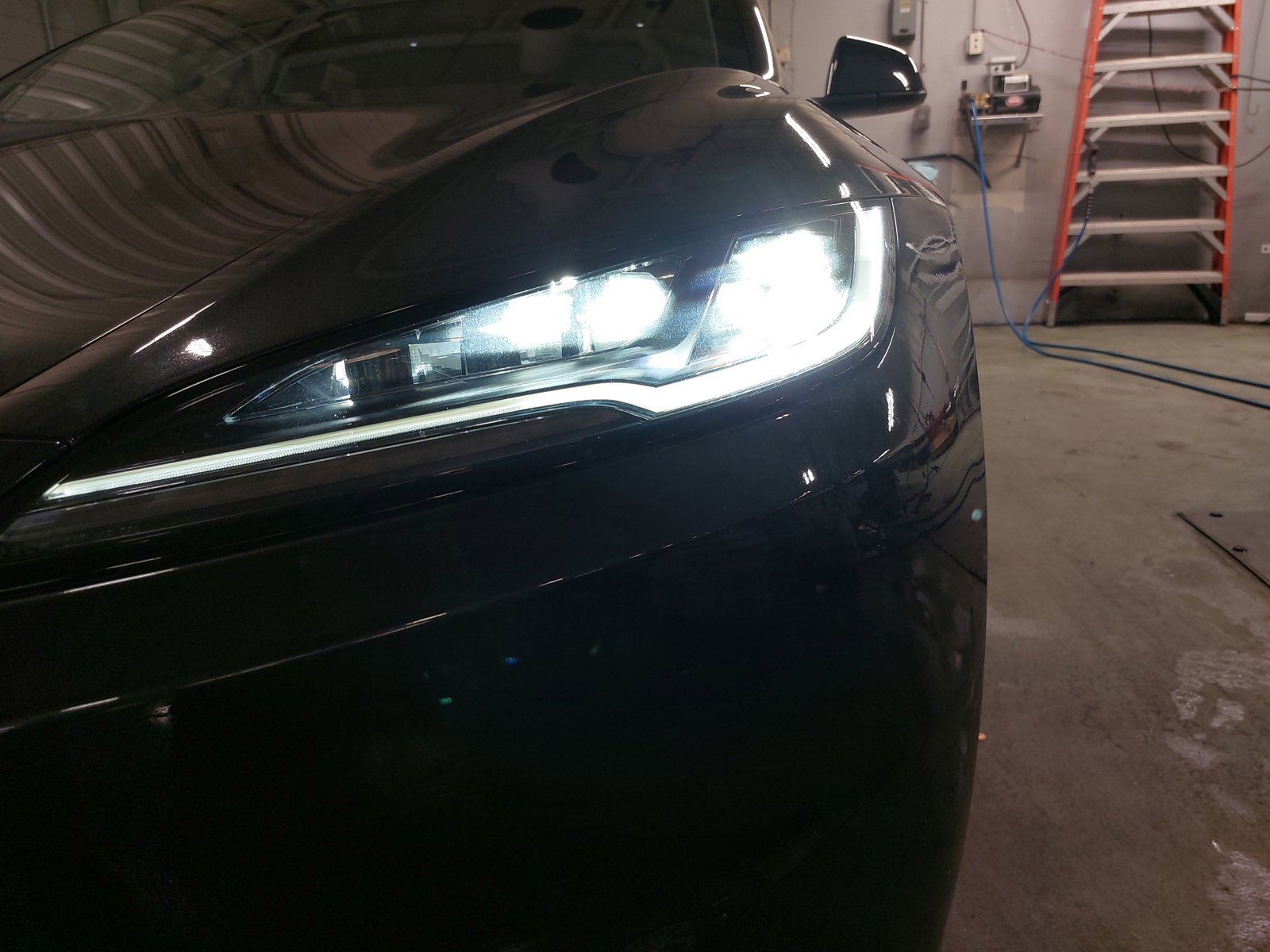 Used 2025 Tesla Model 3 Long Range RWD image 34