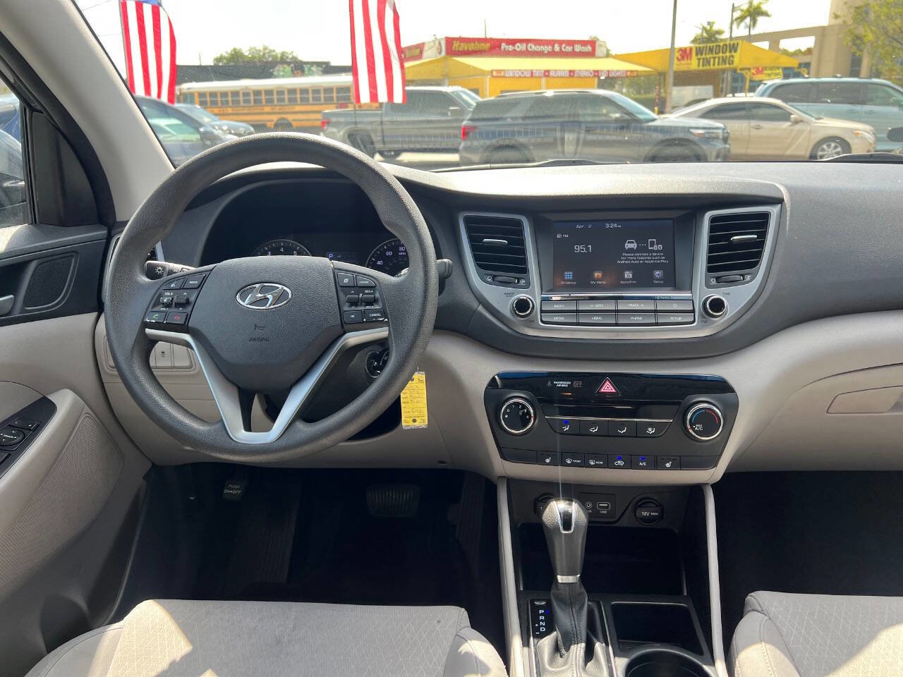 Used 2018 Hyundai Tucson SEL image 14
