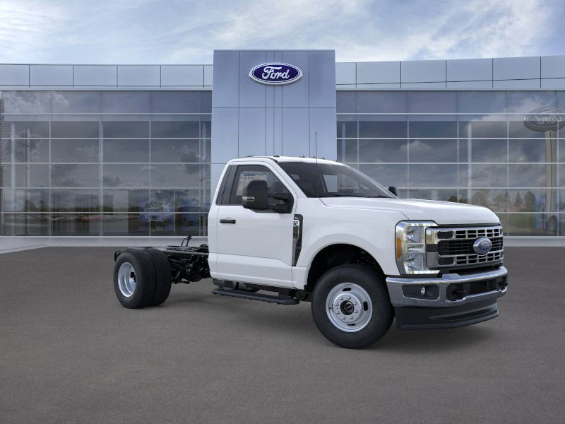 New 2025 Ford F350 XL w/ XL Chrome Package image 7