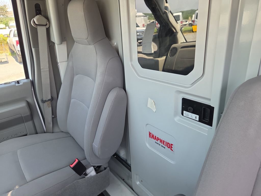 New 2024 Ford E-450 and Econoline 450 Super Duty w/ Power Windows & Locks Group image 48