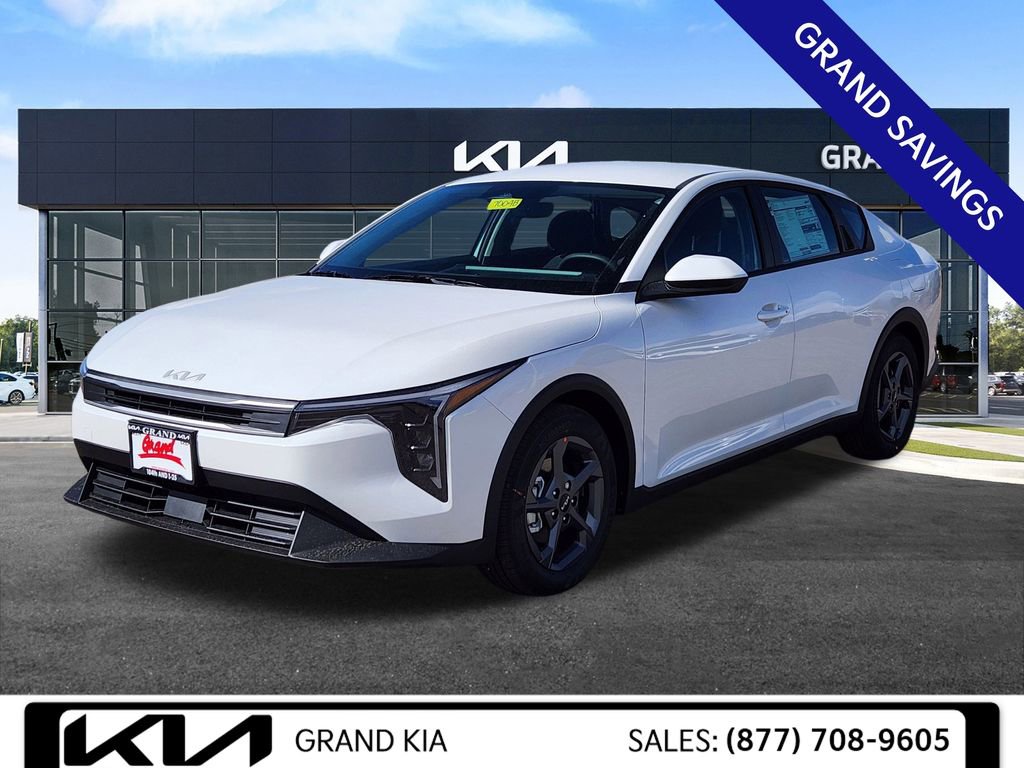 New 2026 Kia K4 LXS image 4