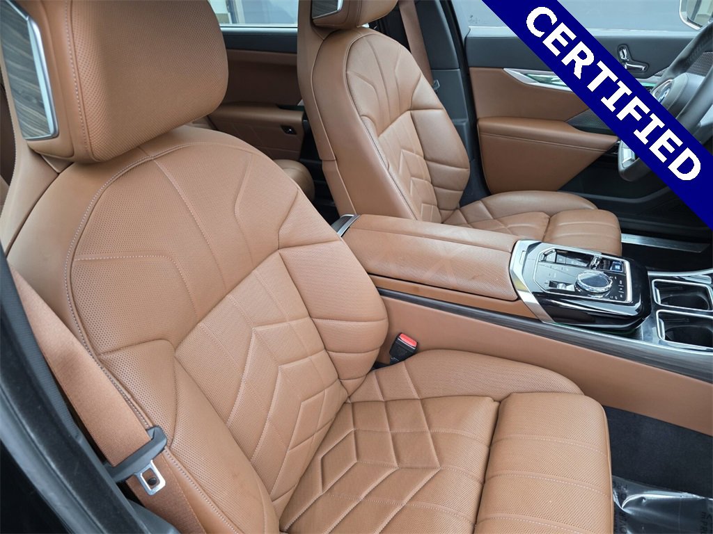 Certified 2023 BMW i7 xDrive60 image 29