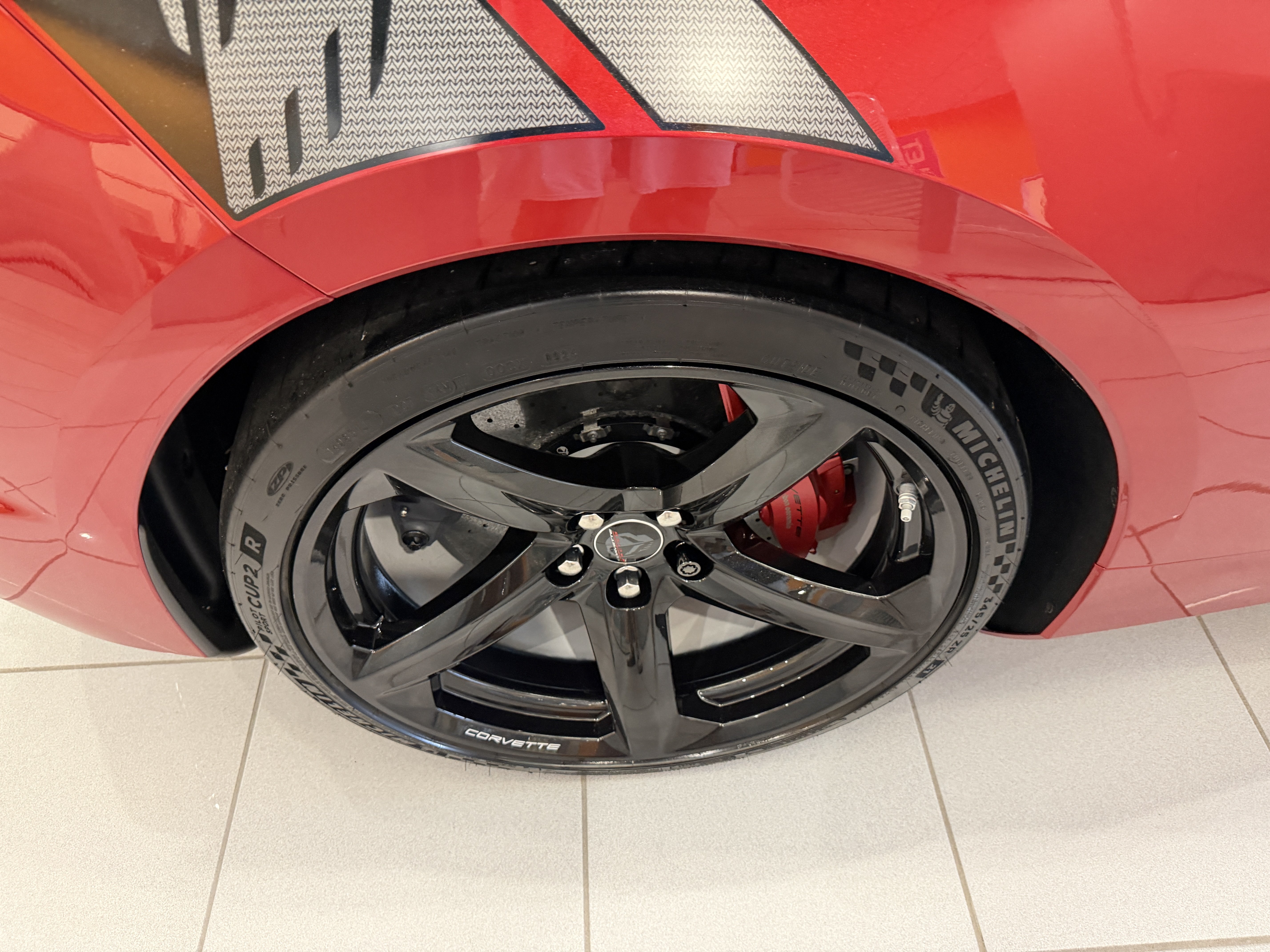 Used 2024 Chevrolet Corvette Z06 w/ Z07 Performance Package RWD image 8