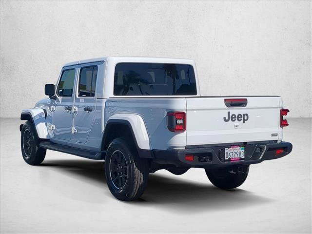 Used 2022 Jeep Gladiator Overland w/ Popular Equipment Package AWD/4WD image 8