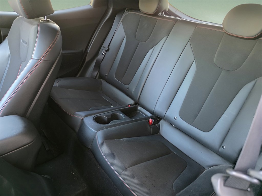 Used 2019 Hyundai Veloster 2.0 Premium image 14