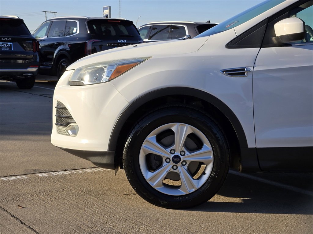 Used 2016 Ford Escape SE w/ Equipment Group 201A image 14