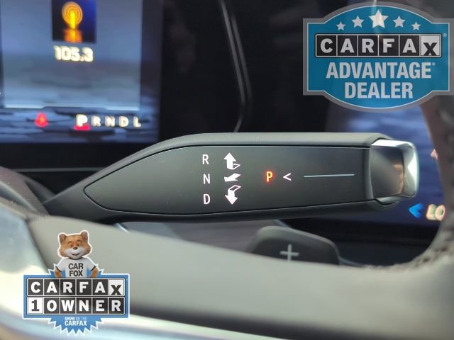 Used 2025 Chevrolet Suburban Premier RWD image 12