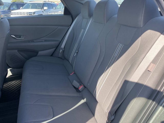 Certified 2024 Hyundai Elantra SEL FWD image 17