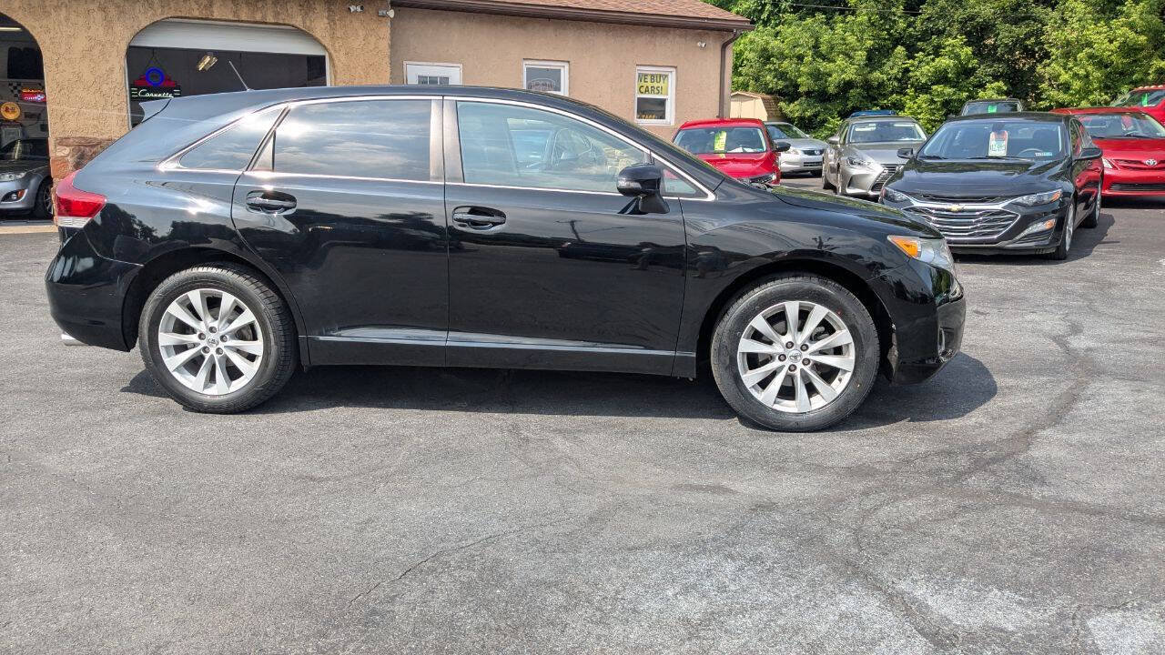 Used 2015 Toyota Venza LE AWD/4WD image 10