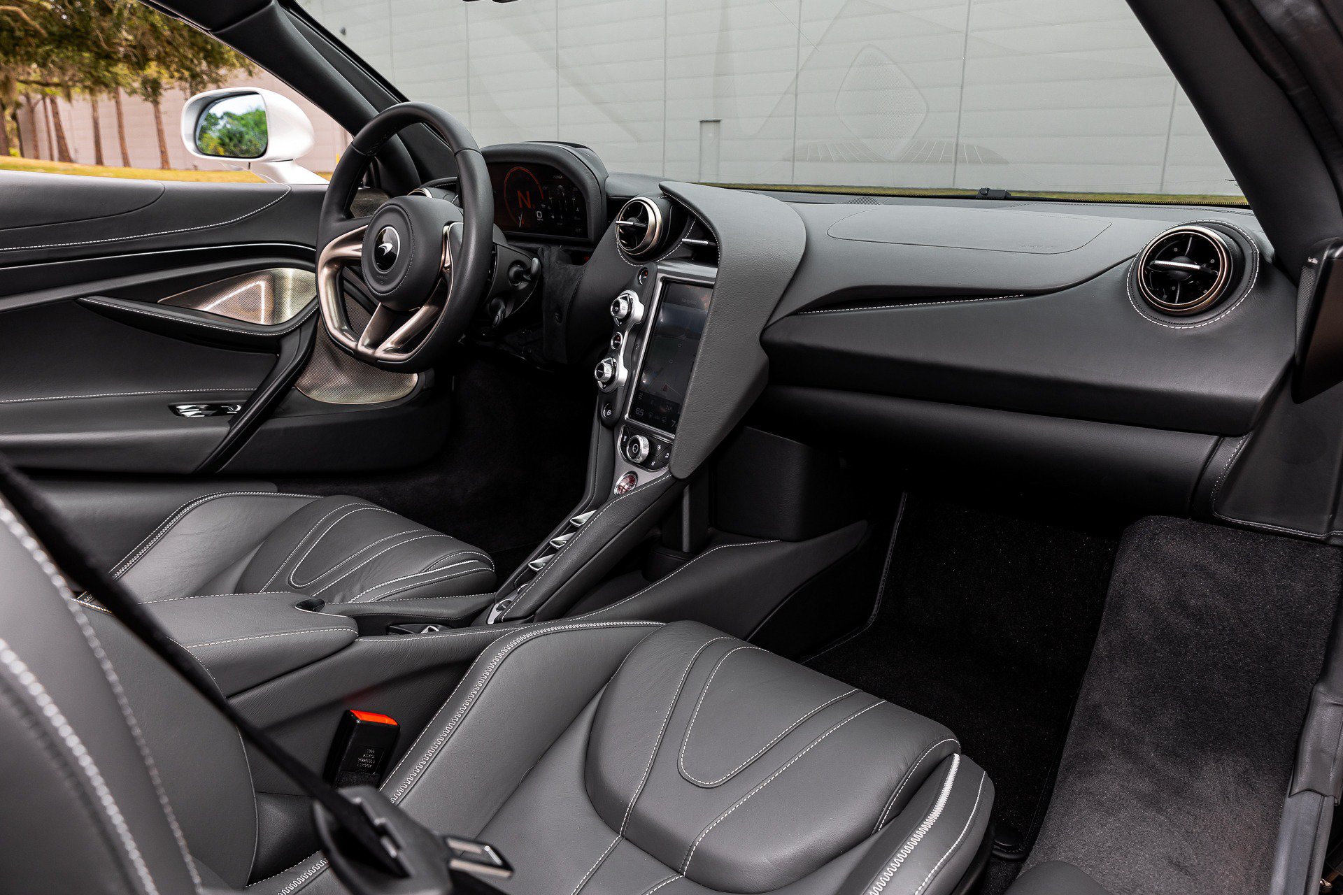 Used 2020 McLaren 720S Luxury RWD image 44