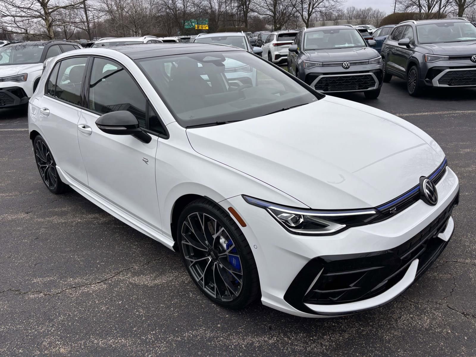 New 2026 Volkswagen Golf image 3