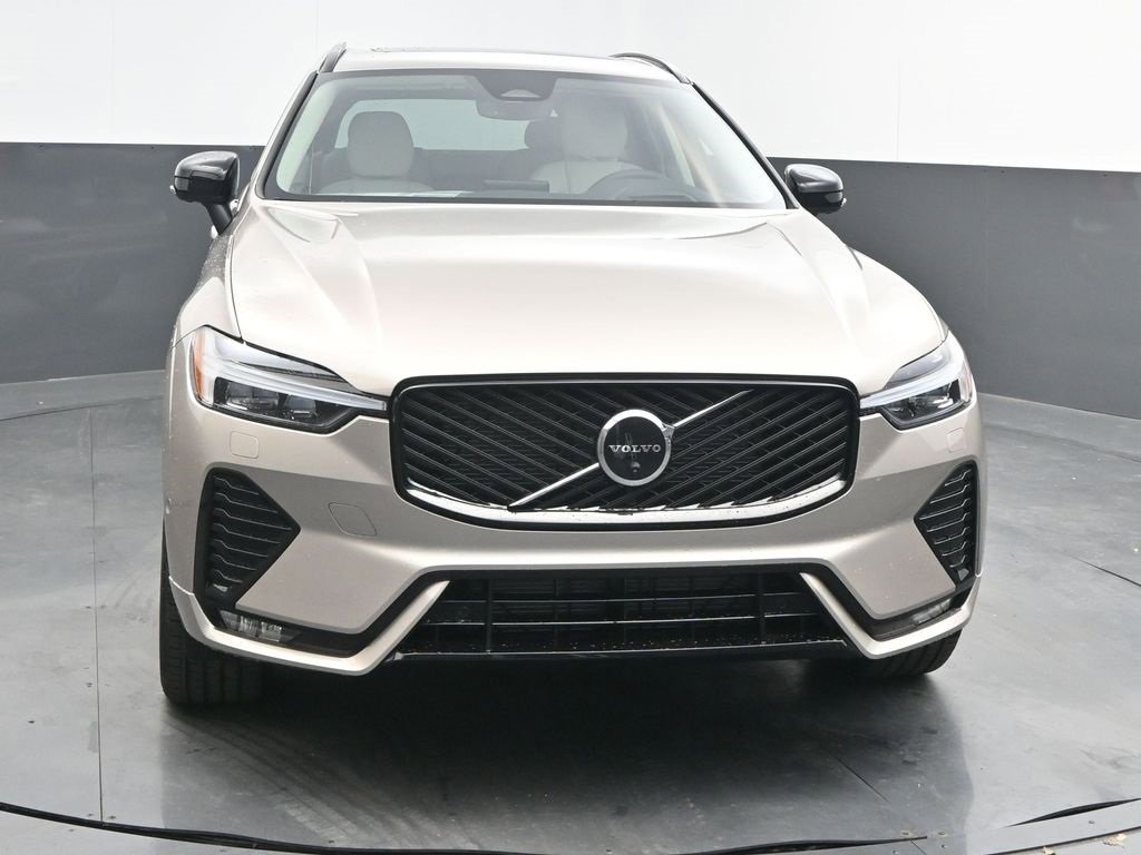 New 2026 Volvo XC60 B5 Ultra w/ Protection Package Premier image 2