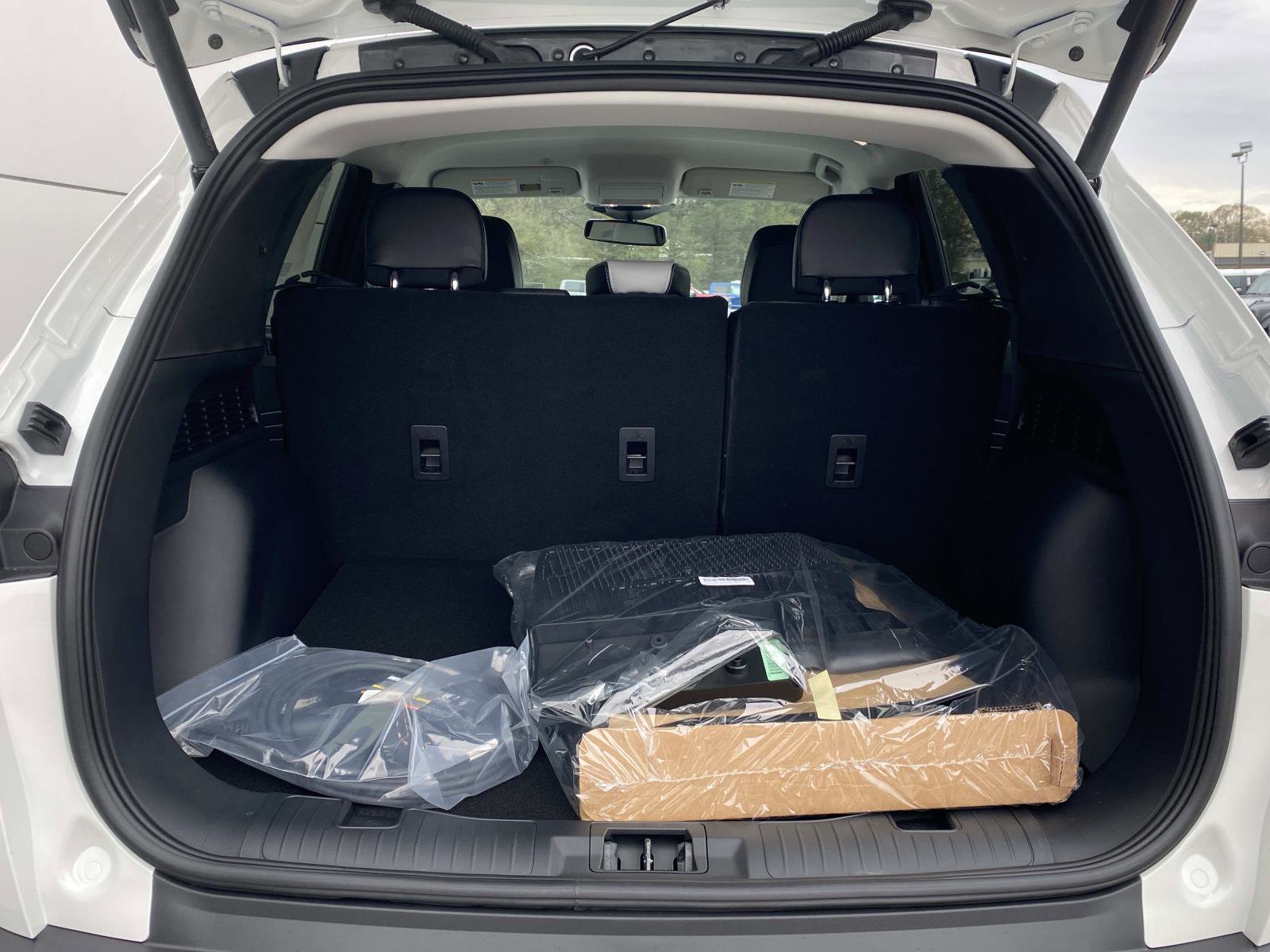 New 2026 Ford Escape SE w/ PHEV Premium Package image 7