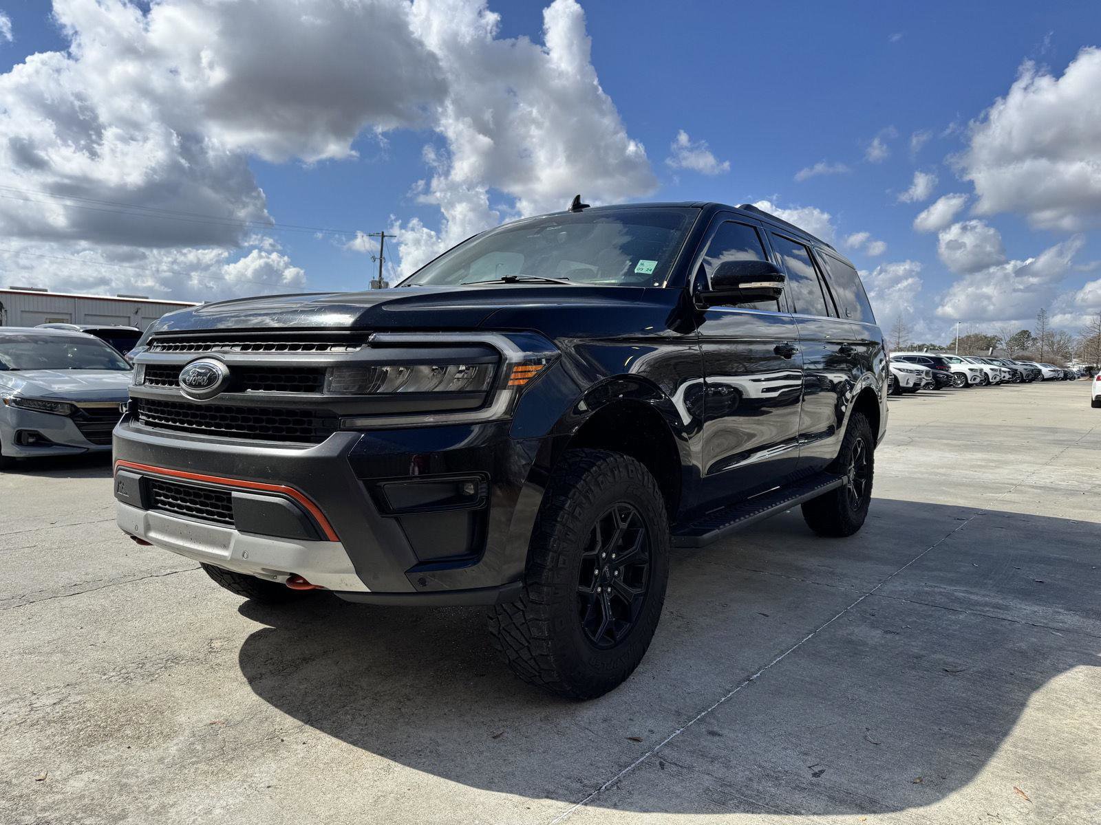 Used 2022 Ford Expedition Timberline image 3