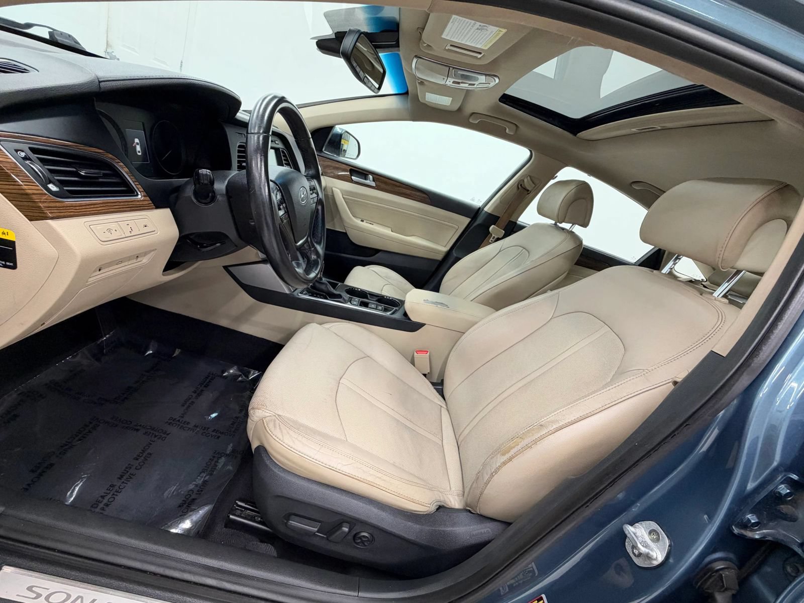 Used 2017 Hyundai Sonata Limited w/ Ultimate Package 04 FWD image 17