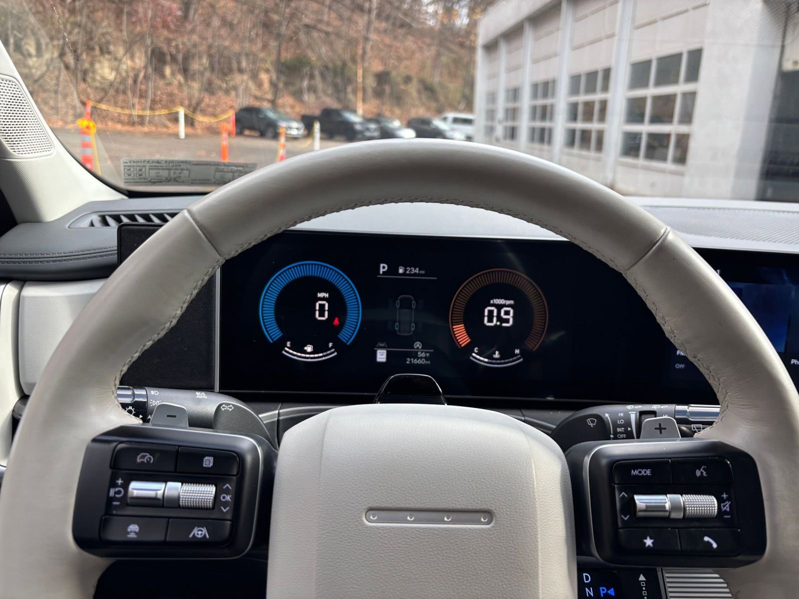 Used 2025 Hyundai Santa Fe SEL image 27