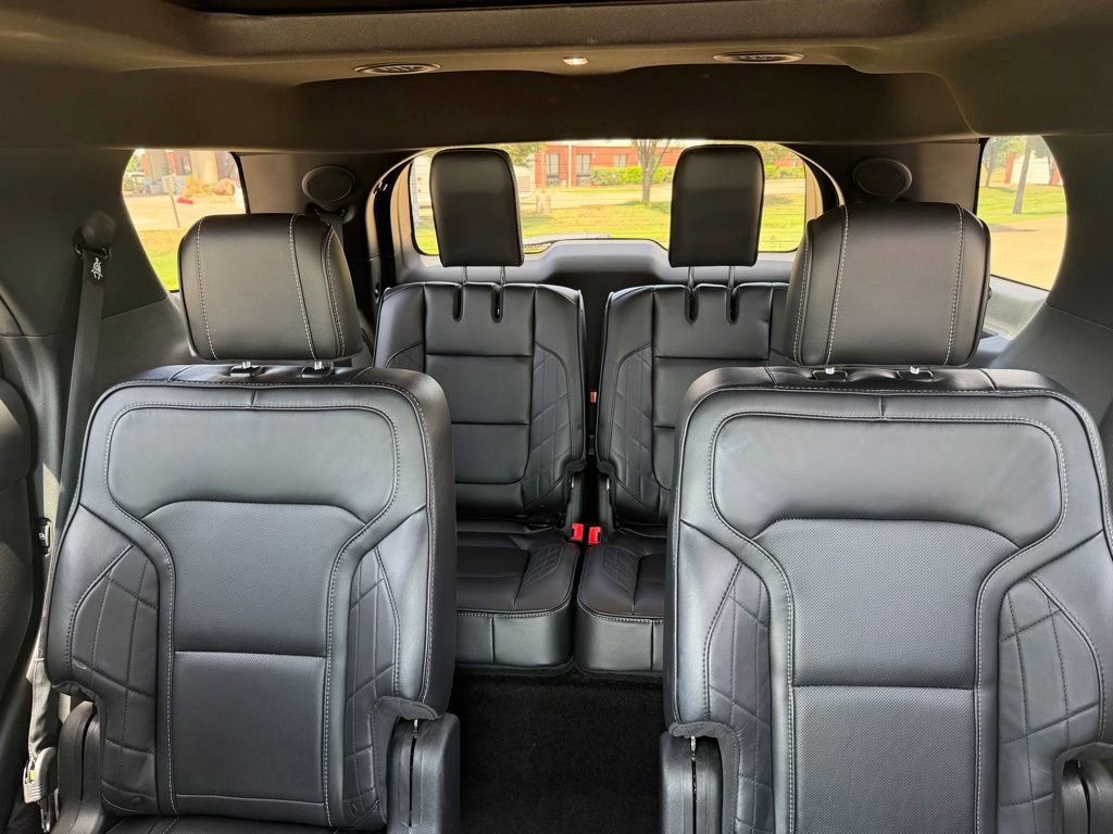 Used 2019 Ford Explorer Platinum AWD/4WD image 31