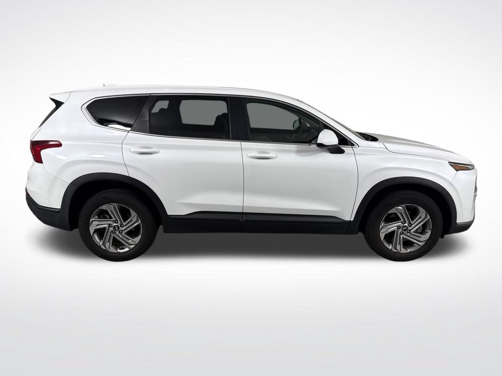 Certified 2023 Hyundai Santa Fe SE FWD image 2