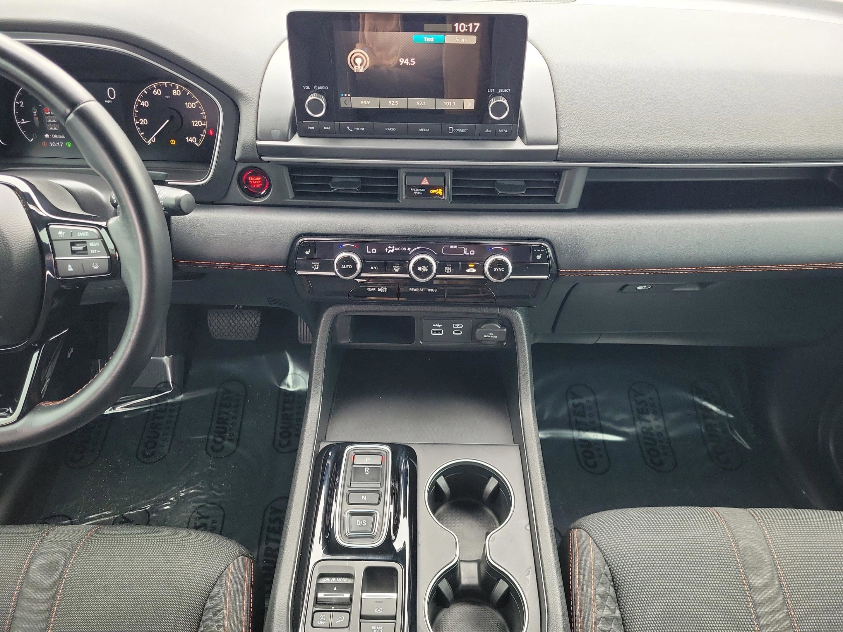 Used 2023 Honda Pilot Sport image 12