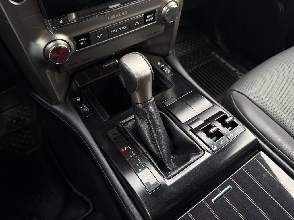 Used 2020 Lexus GX 460 Premium w/ Premium Package image 42