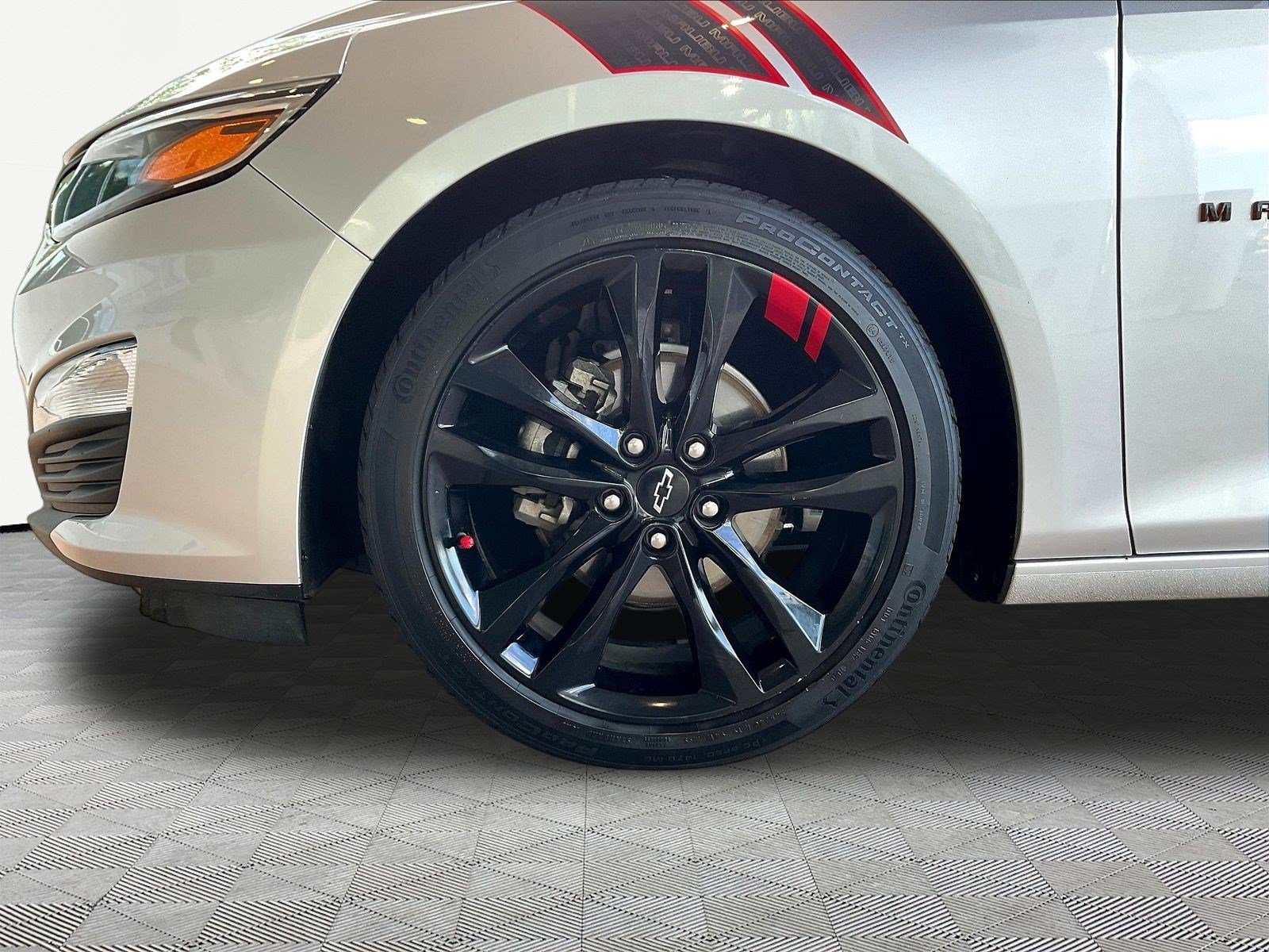 Used 2020 Chevrolet Malibu LT w/ Redline Edition FWD image 31