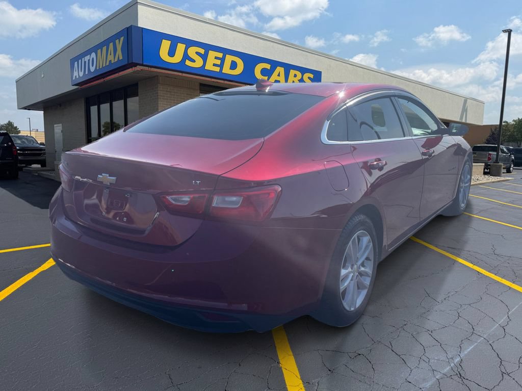 Used 2016 Chevrolet Malibu LT w/ Driver Confidence Package FWD image 5