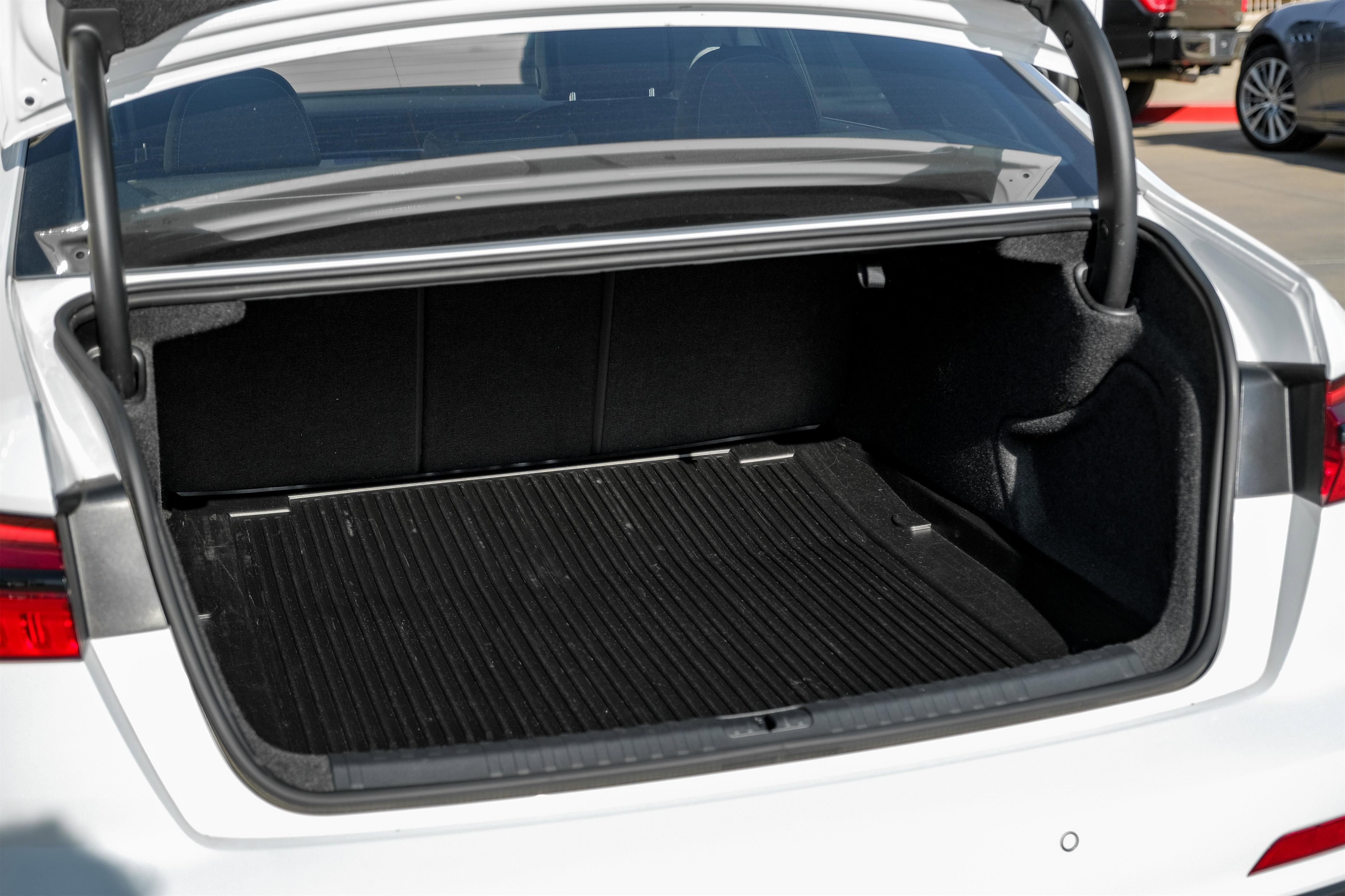 Used 2023 Audi A6 3.0T Premium w/ Convenience Package image 48