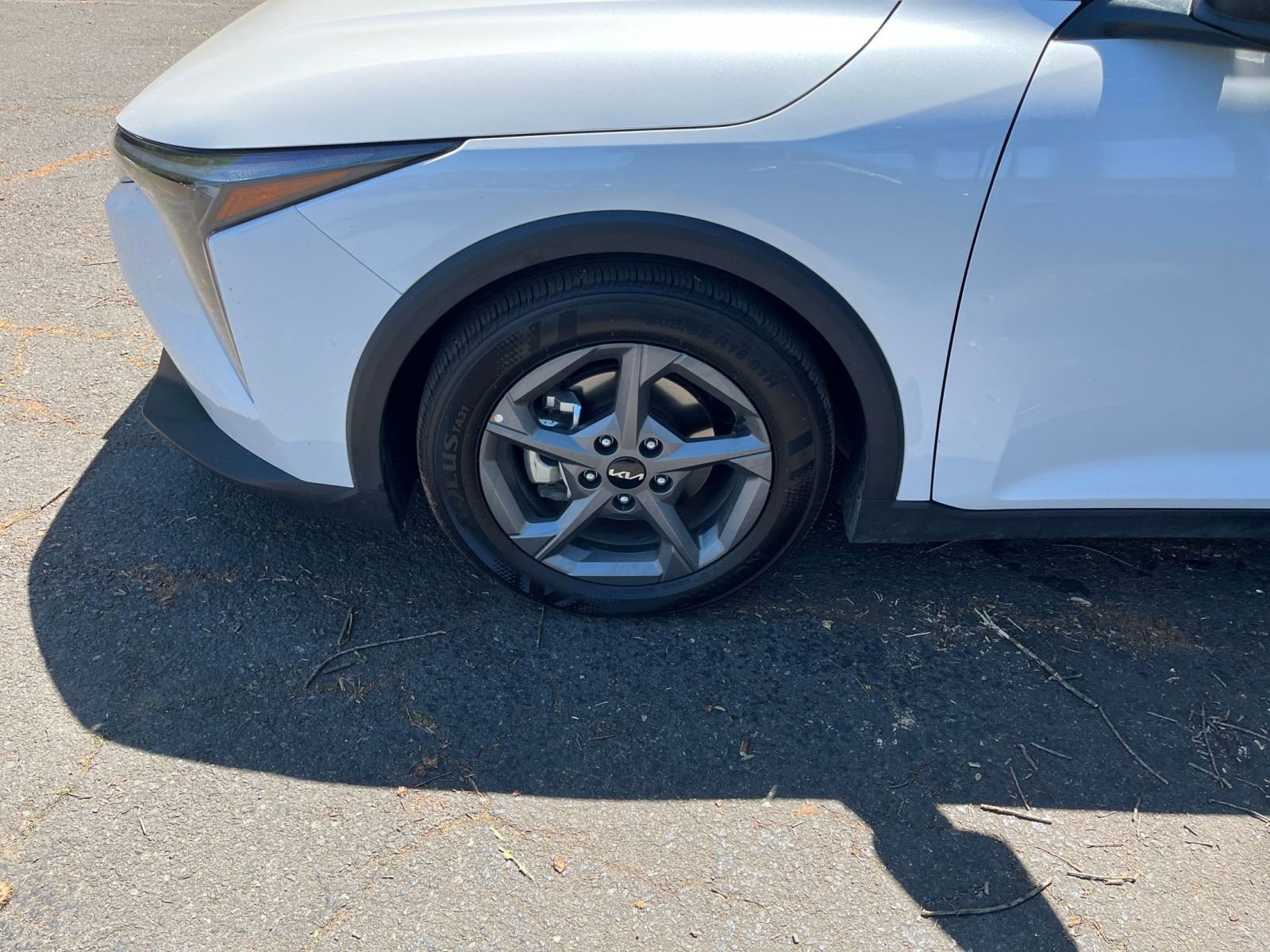 Used 2025 Kia K4 LXS FWD image 29
