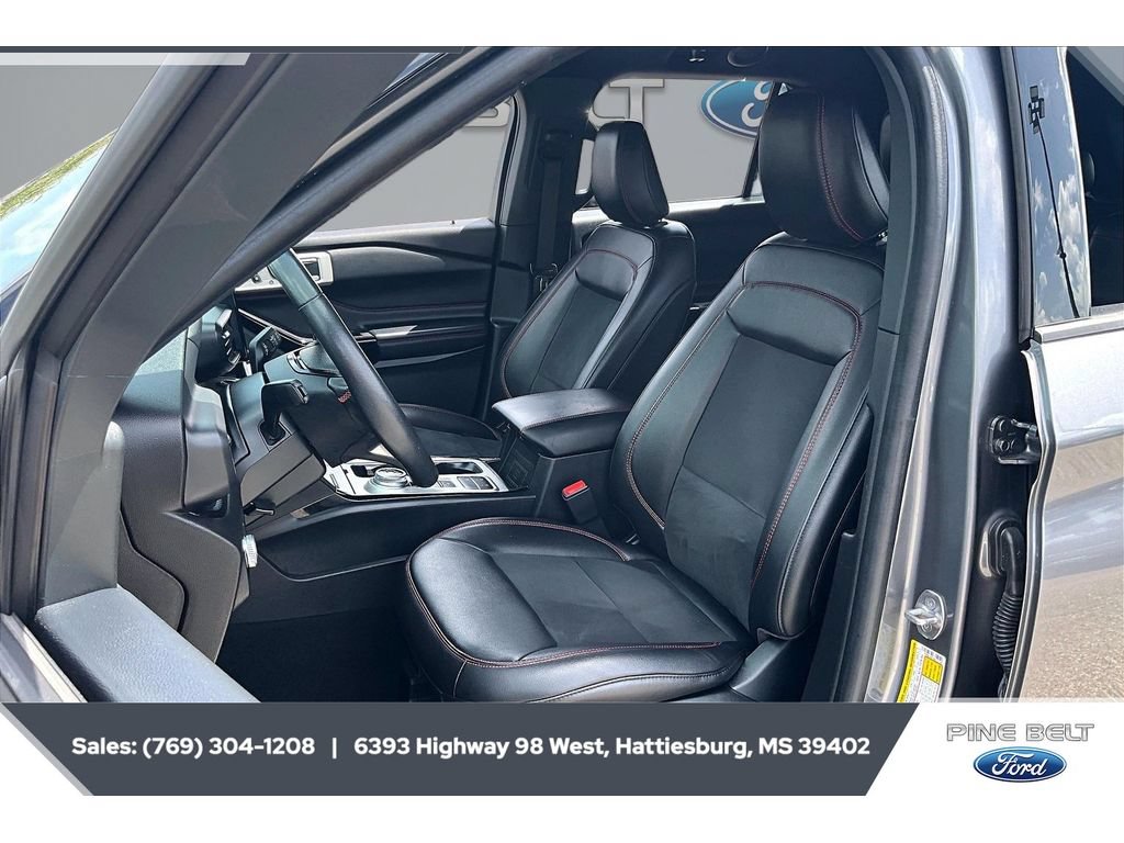 Certified 2022 Ford Explorer ST-Line w/ Class IV Trailer Tow Package RWD image 18