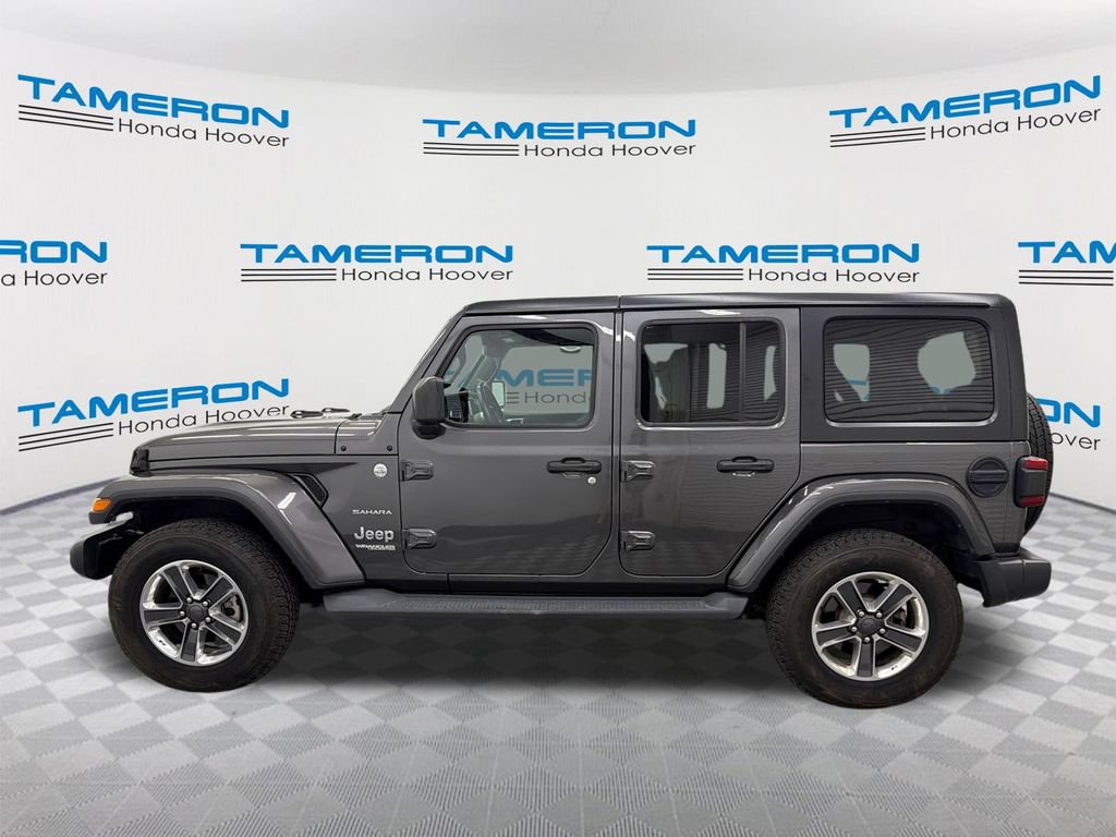 Used 2018 Jeep Wrangler Unlimited Sahara AWD/4WD image 2