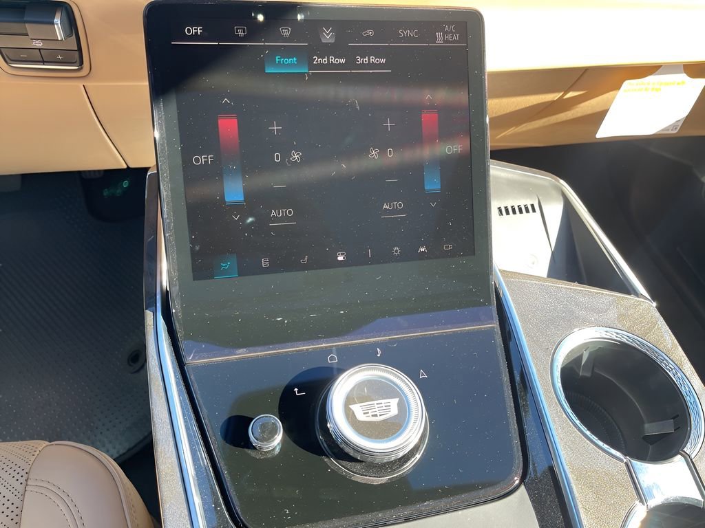 New 2025 Cadillac Escalade IQ Luxury 2 image 29