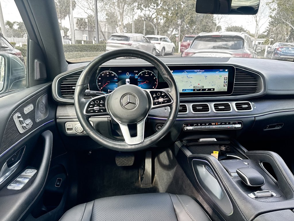 Used 2023 Mercedes-Benz GLS 450 4MATIC image 25
