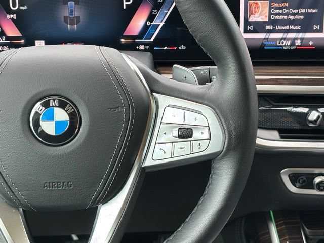 Used 2026 BMW X7 xDrive40i AWD/4WD image 22