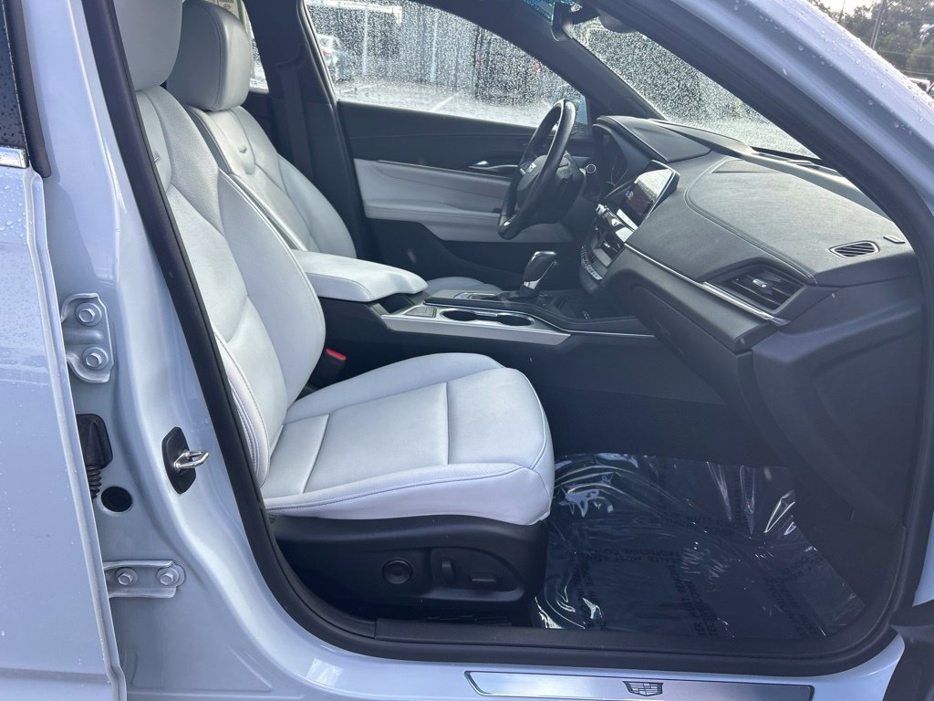 Used 2021 Cadillac CT4 Premium Luxury RWD image 25