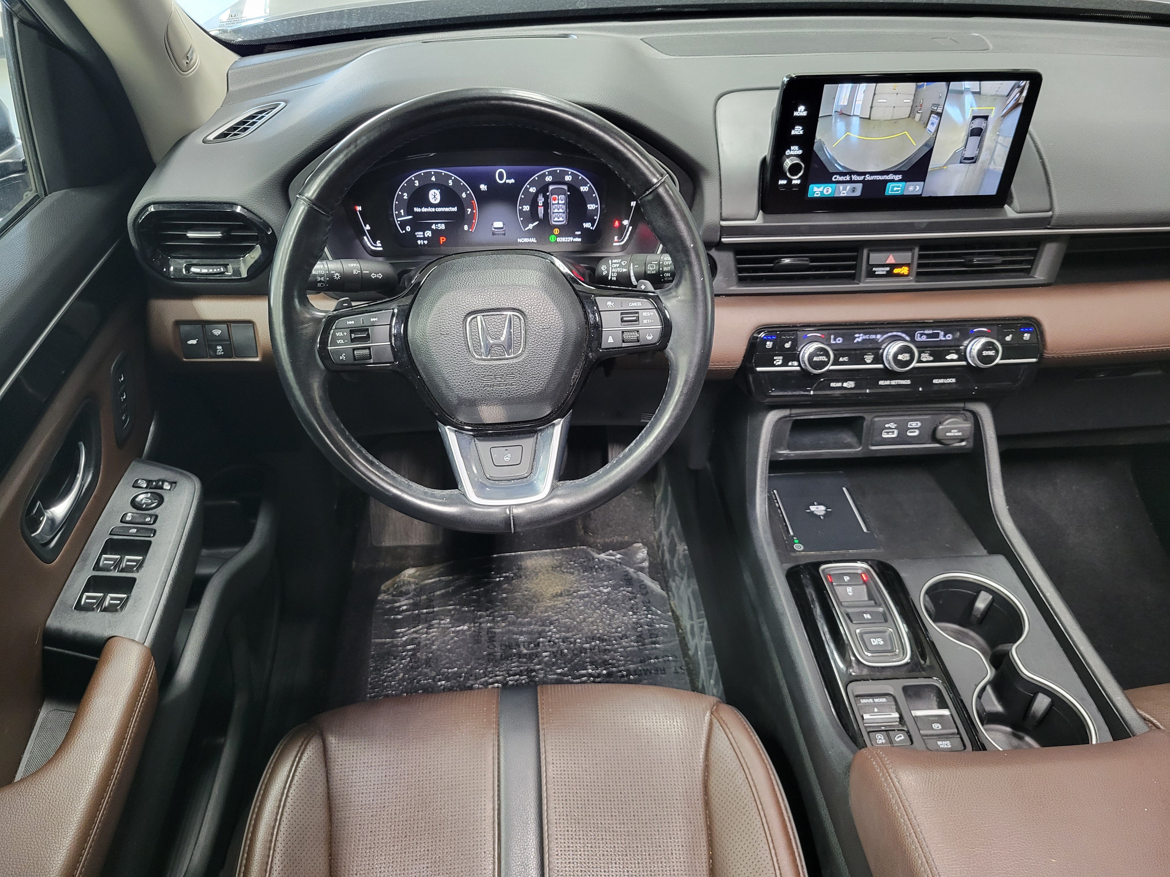 Certified 2025 Honda Pilot Elite image 13