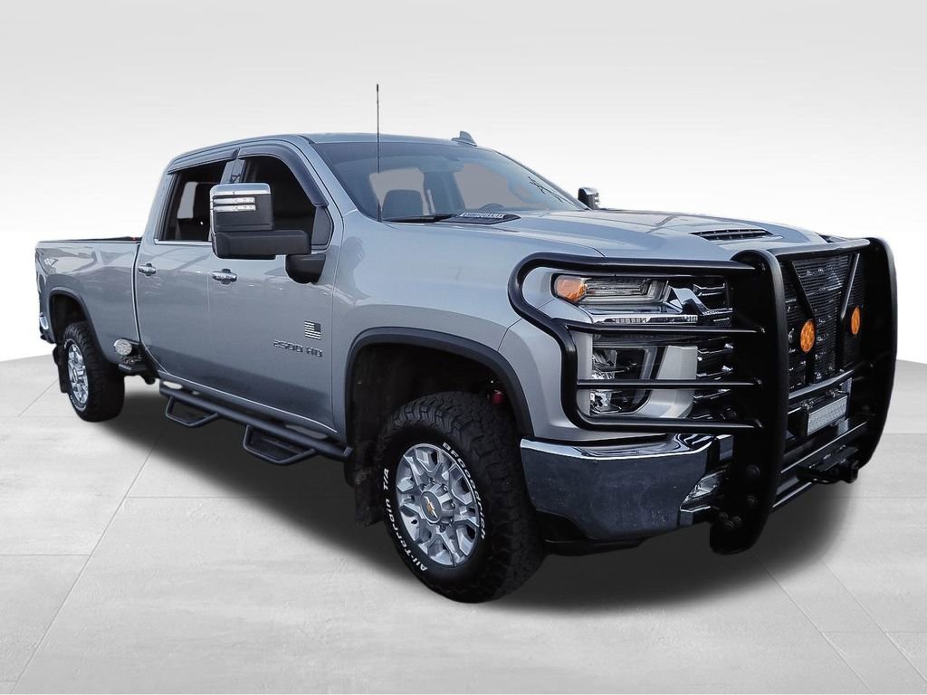 Used 2021 Chevrolet Silverado 2500 LTZ w/ LTZ Convenience Package image 3