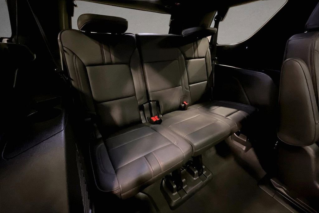 Used 2021 Chevrolet Tahoe RST w/ Luxury Package AWD/4WD image 26