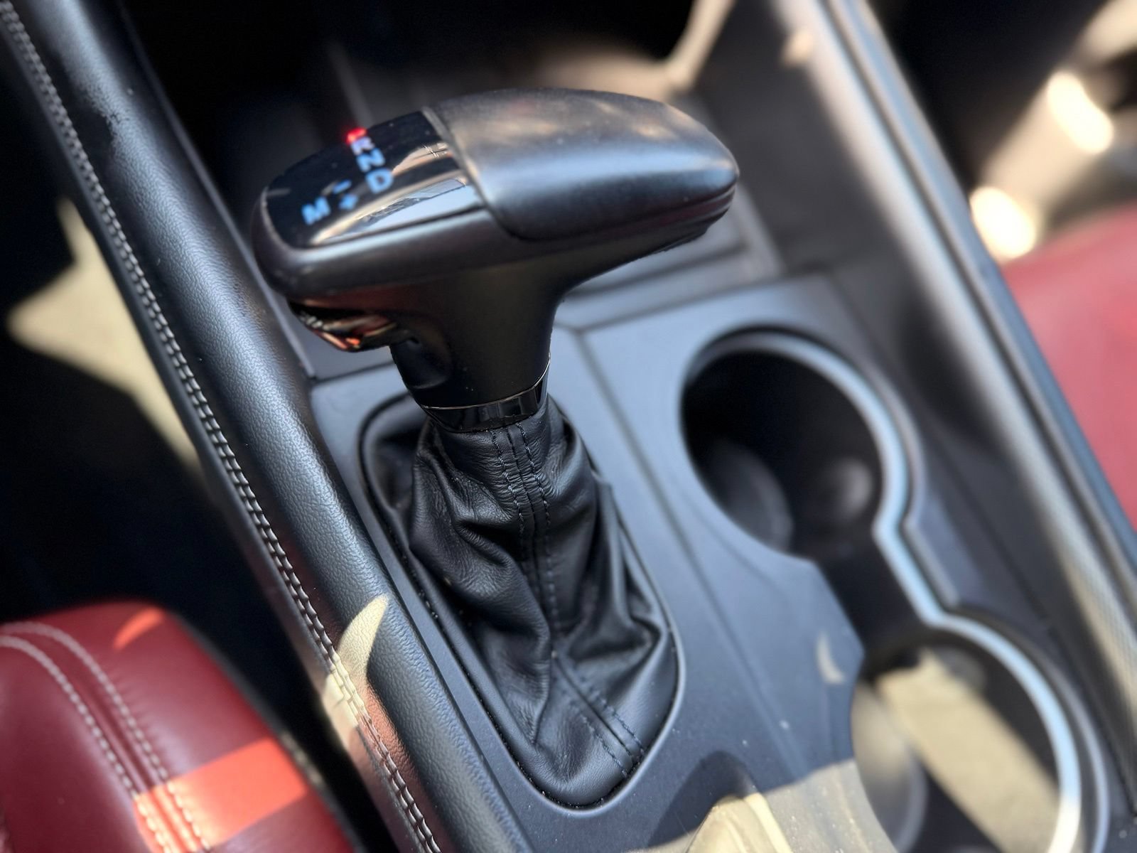 Used 2022 Dodge Durango SRT w/ Technology Group AWD/4WD image 25