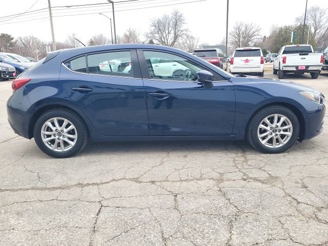 Used 2016 MAZDA MAZDA3 i Sport w/ Preferred Equipment Package image 14