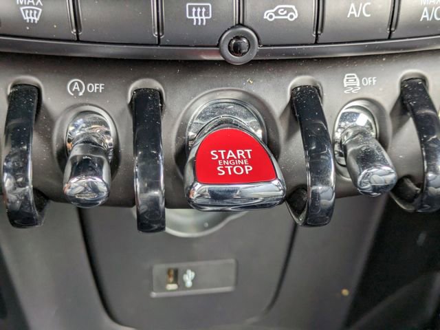 Used 2022 MINI Cooper S w/ Signature Upholstery Package image 26