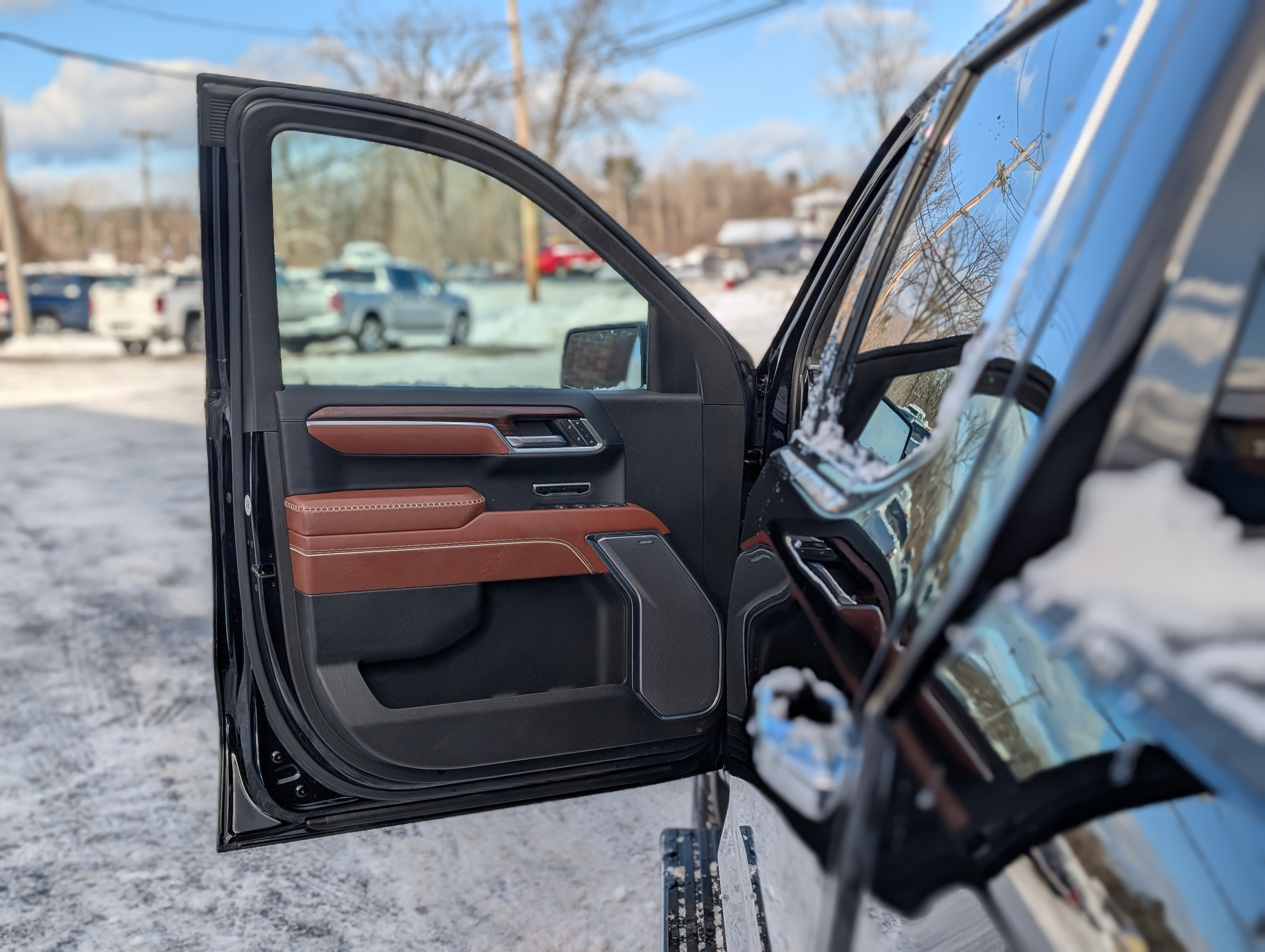 Used 2025 GMC Sierra 1500 Denali Ultimate image 33