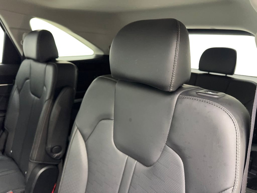 Used 2024 Kia Sorento SX image 34