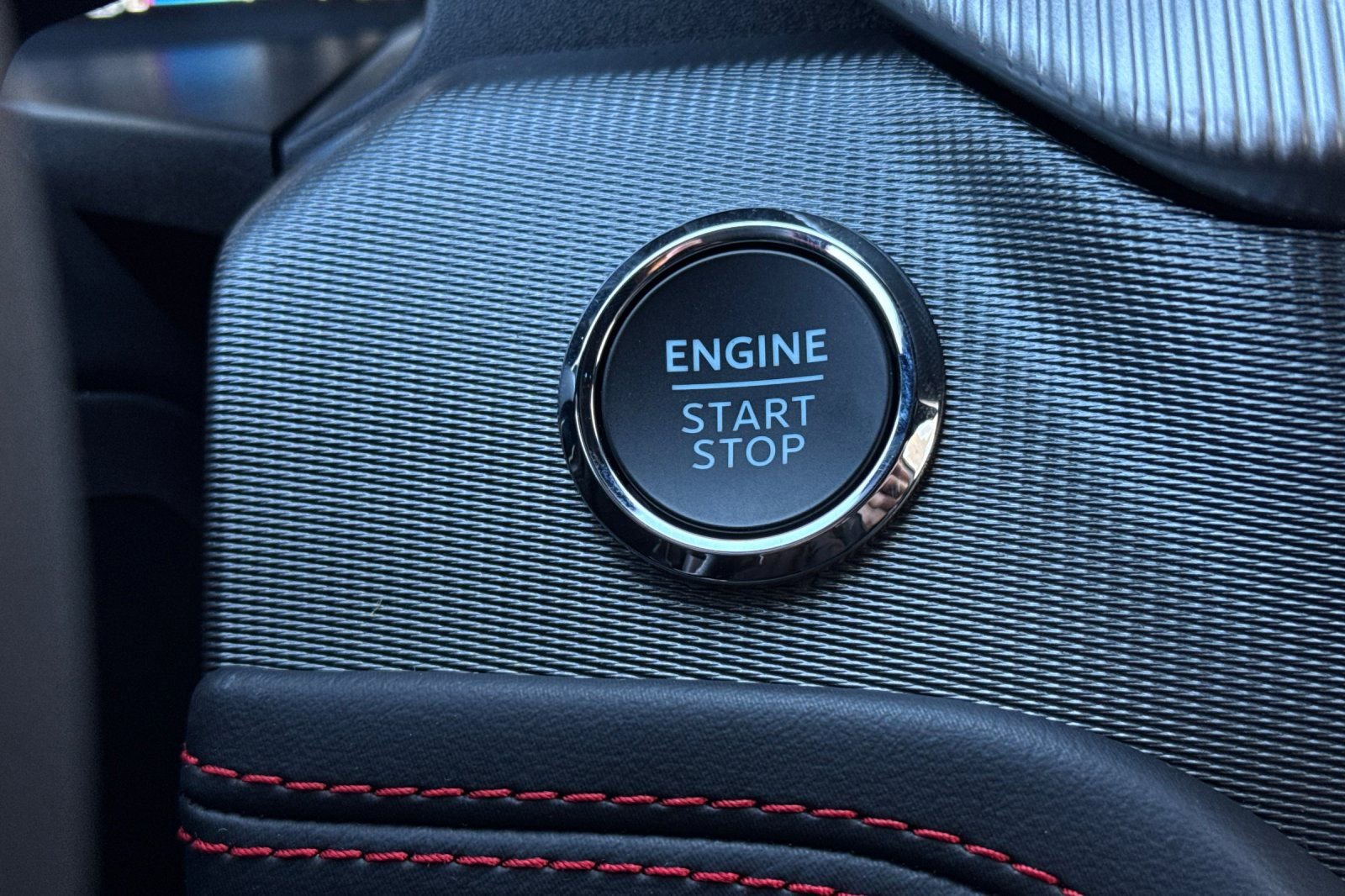 New 2026 Ford Explorer ST-Line w/ ST-Line Street Pack image 26