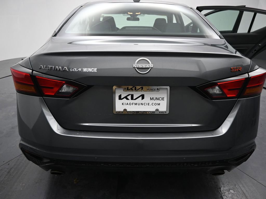Used 2024 Nissan Altima 2.5 SR image 9