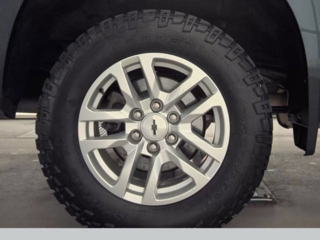 Used 2021 Chevrolet Silverado 1500 RST AWD/4WD image 21