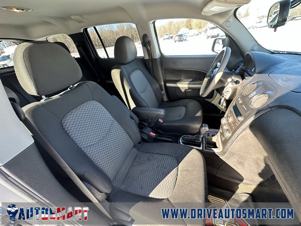 Used 2009 Chevrolet HHR LS image 14