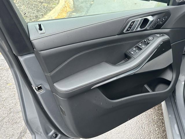 New 2026 BMW X5 M60i image 13